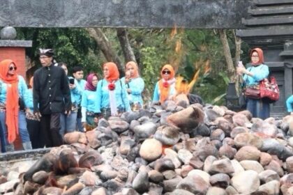 IMG 0102 Sedang Sedang