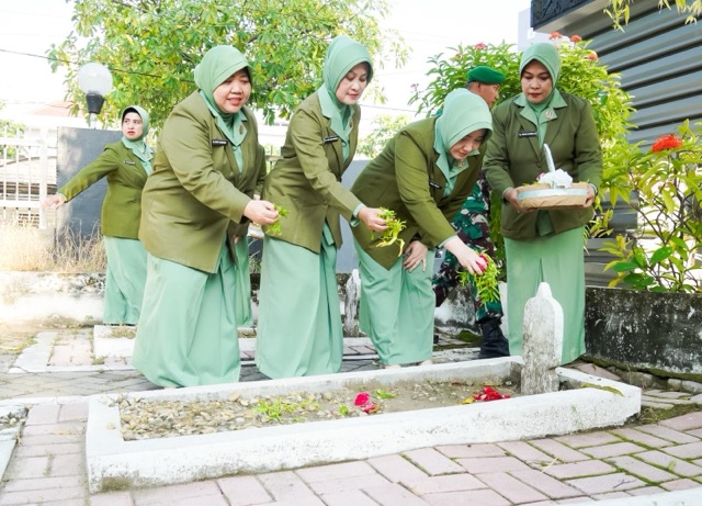 3ee69543 8797 45b1 87f7 b14b18324145 Sedang