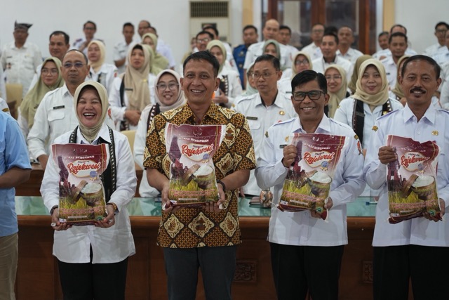 9e1dcada cd90 4444 87d8 60d082c6c924 Sedang