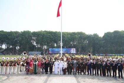 B3c1bddc c3f4 4e9a a93b 0adda6f2251e Sedang